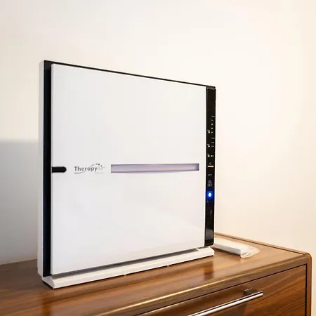 The Parrots Nest * 塞拉耶佛