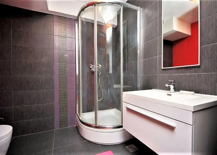 The Parrots Nest شقة